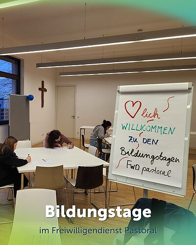 🌟 Bildungstage im Freiwilligendienst Pastoral 🌟
 
10 Jugendliche sind aktuell im Freiwilligendienst in der Pastoral...